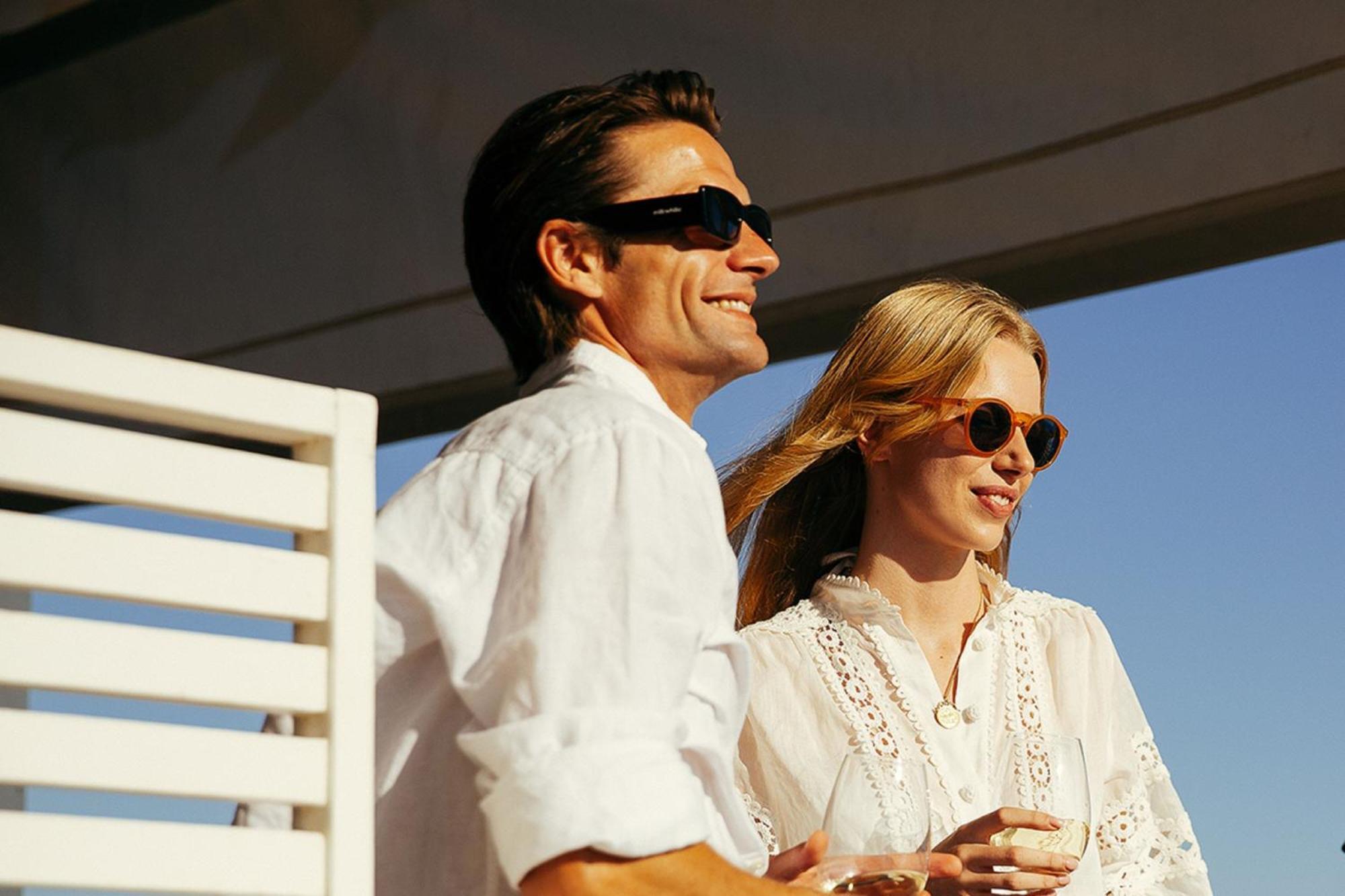 Domes Lake Algarve, Autograph Collection Vilamoura Exterior foto Two people wearing sunglasses